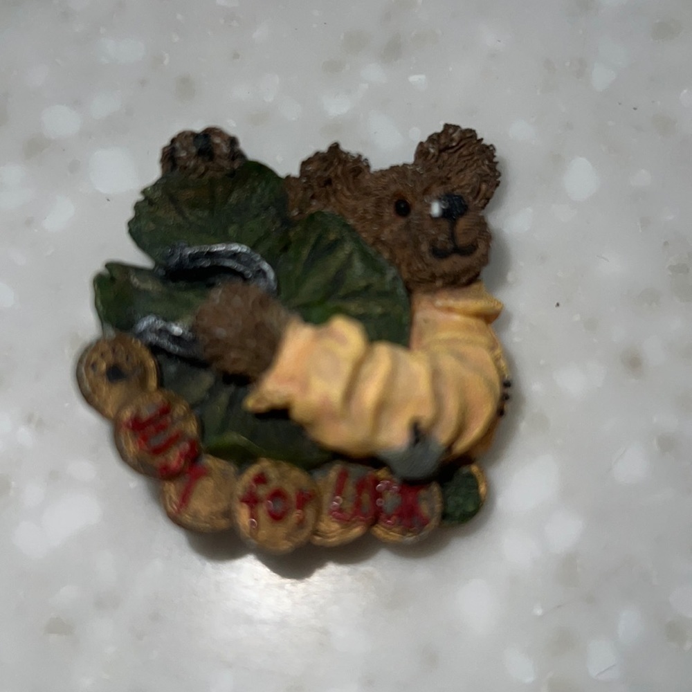 Boyd’s Bear Brooch